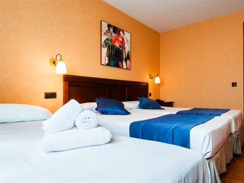 Hotel Las Provincias Fuenlabrada Exteriör bild