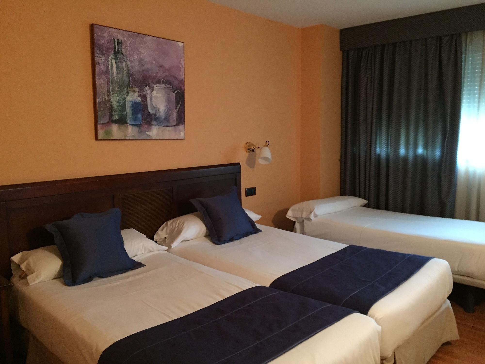 Hotel Las Provincias Fuenlabrada Exteriör bild