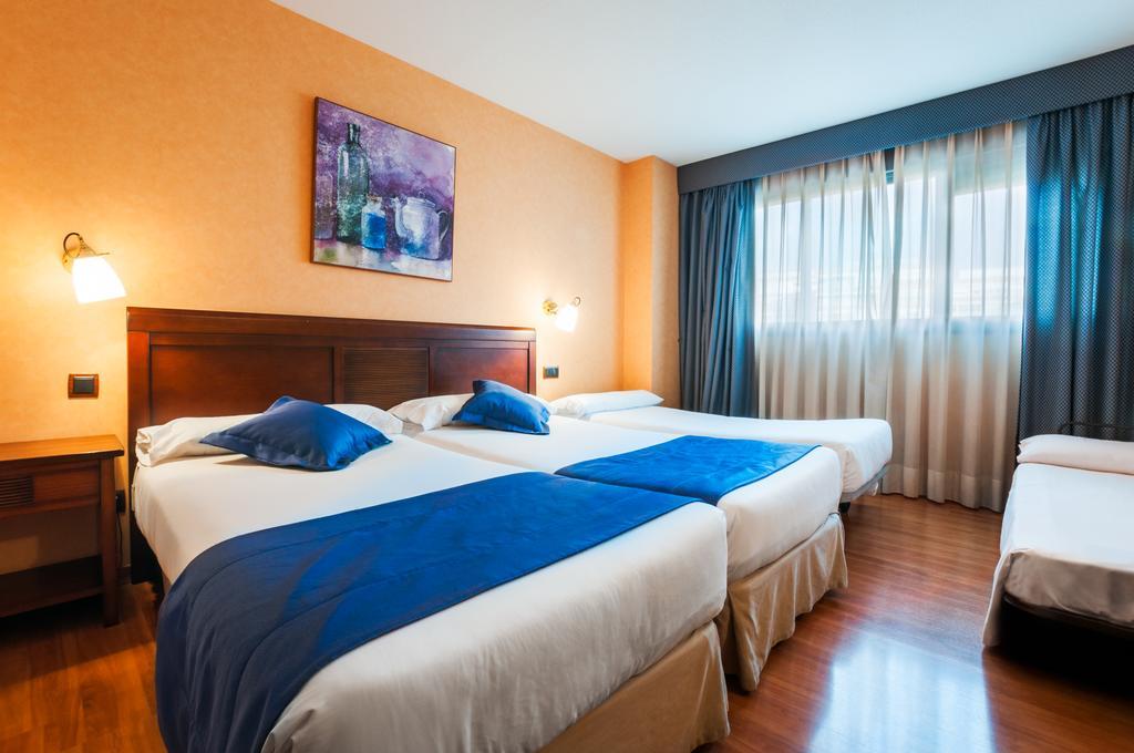 Hotel Las Provincias Fuenlabrada Exteriör bild